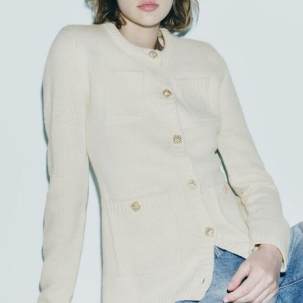 Zara Sweater - Picture 2 of 6